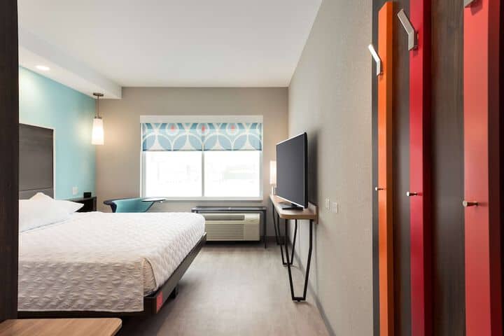 Room 19 of 34