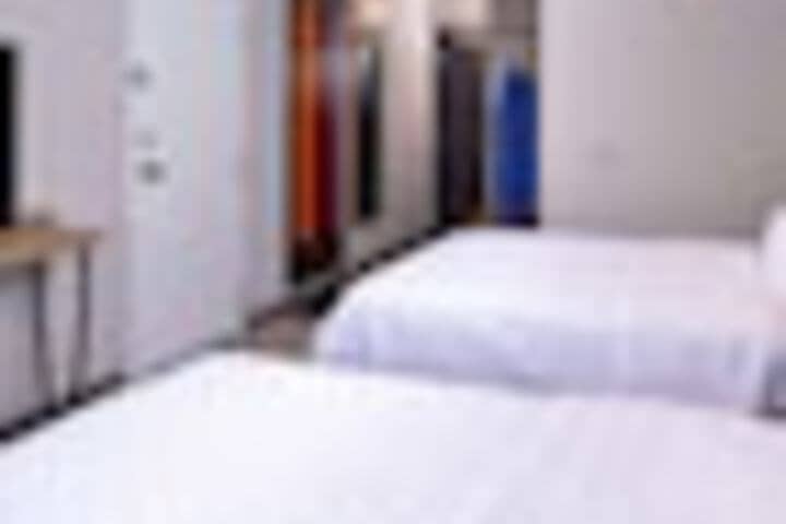Room 47 of 123