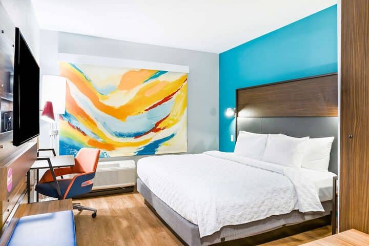 Room 28 of 57