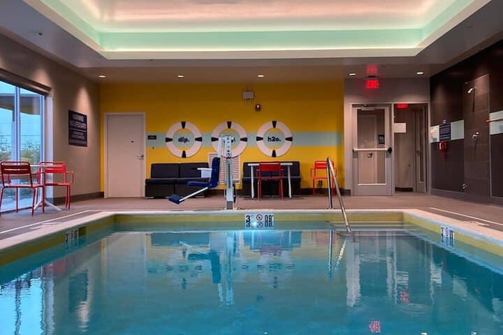 Pool 33 of 44