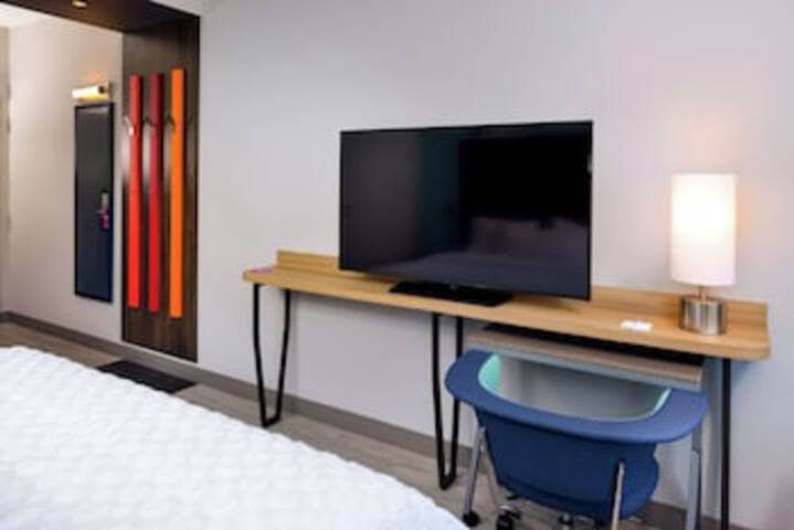 Room 19 of 123