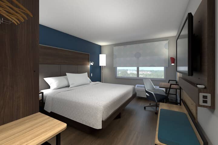 Room 3 of 10