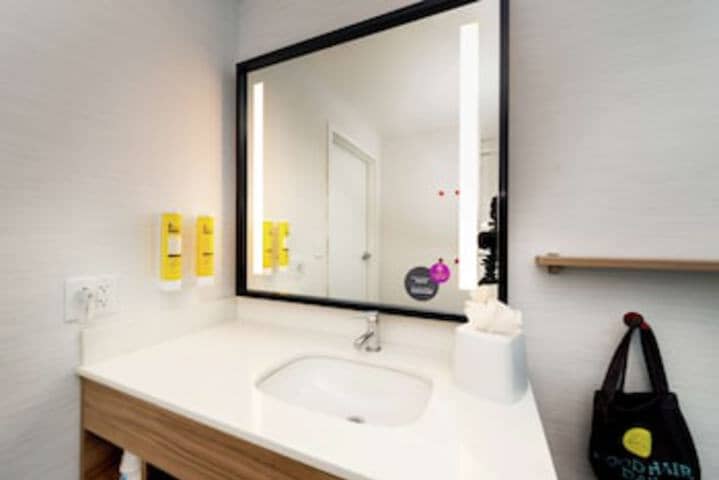 Room 55 of 123