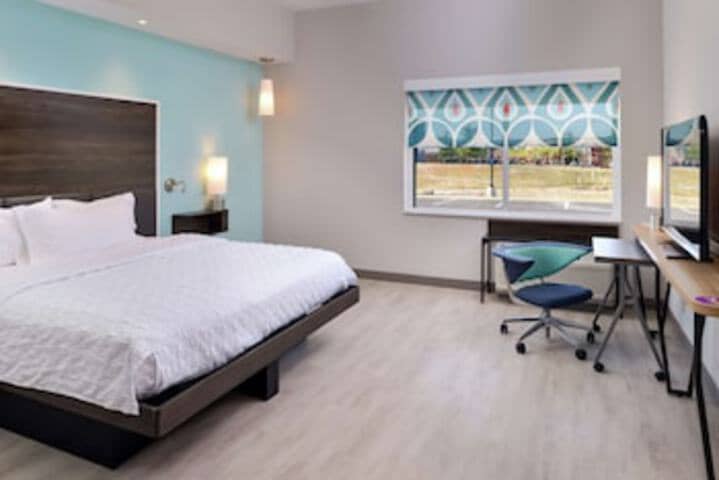 Room 34 of 123