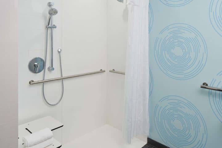 Bathroom shower