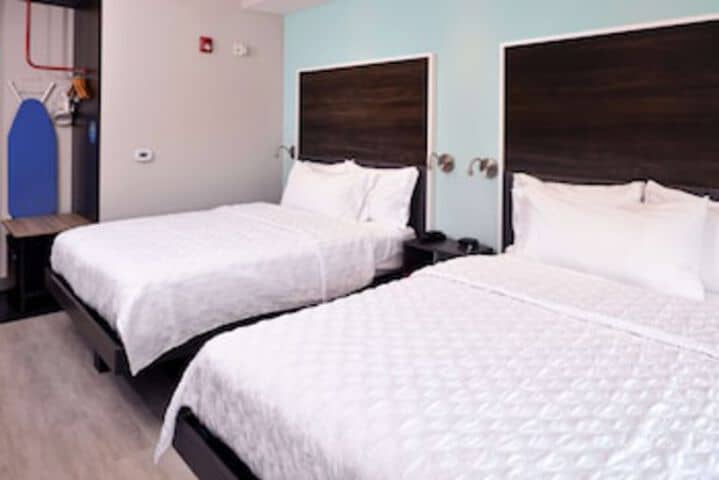 Room 37 of 123